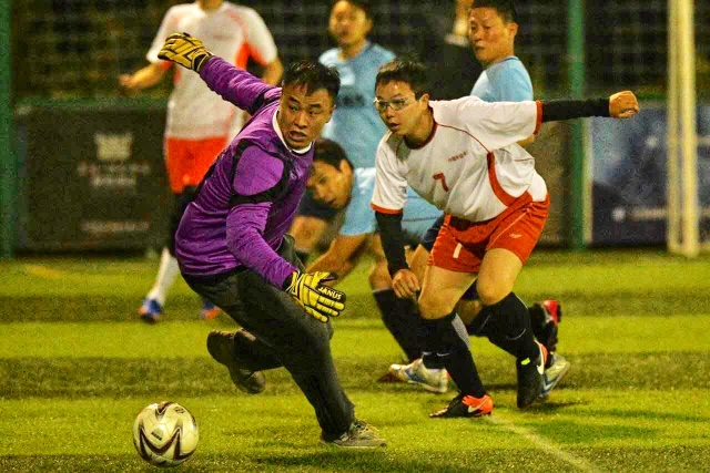 哈克斯26分热火力克国王4连胜 篮网大胜灰熊